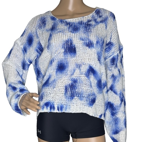 Lumiere Urban Outfitters white blue tie dye sweater NWT large - Picture 1 of 6